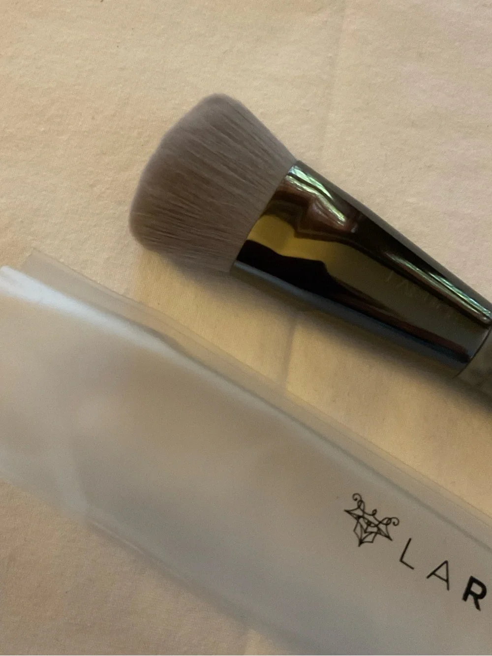 LaRuce Gray Flat Powder Brush - Lux Soft Synthetic Bristles